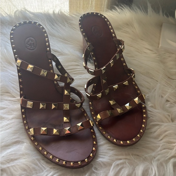 Studded Brown Sandals with Gold Accents - Picture 1 of 5